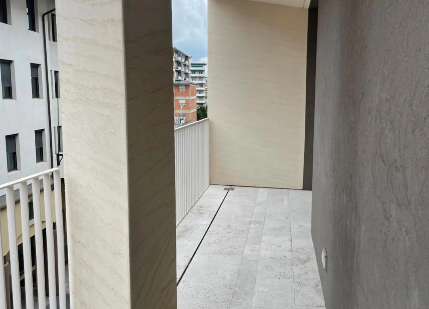 Rp Apartment Florencie